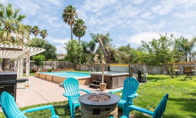 Temecula House | Magnificent Marhill Temecula Furnished Home Pool/Spa/Firepit - 30 day min