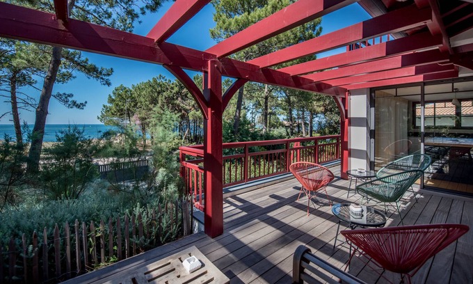 Pyla-sur-Mer Villa | Magnificent new villa with sea view near the beach 6 bedrooms with swimming pool -