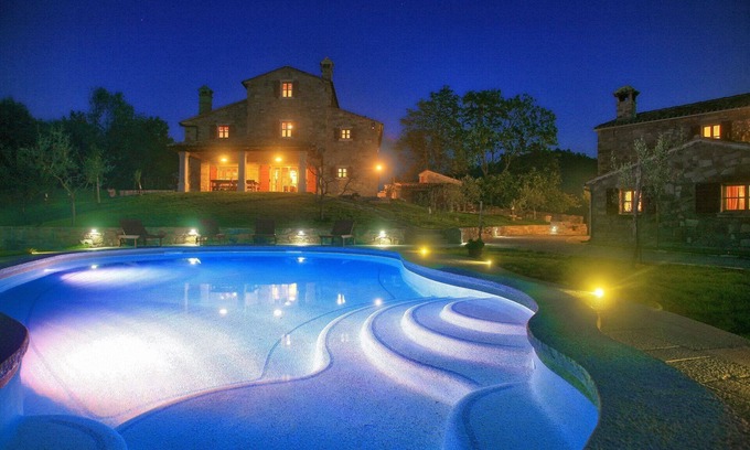 Paz House | Magnificent ***** Property on 20. 000m2-Luxurious 2 villas for 15 people in Istria