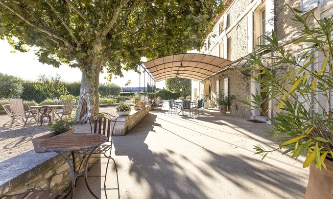 Barbentane Other | Magnificent stone farmhouse, fully renovated, swimming pool, near TGV station.