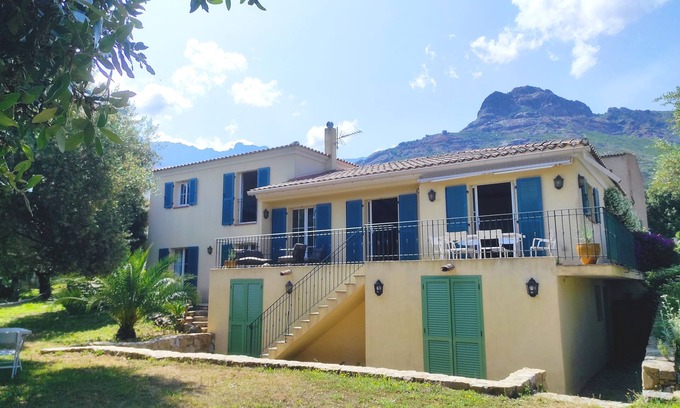 Calenzana Villa | Magnificent villa between sea and mountains