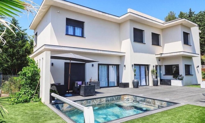 Montferrier-sur-Lez House | Magnifique Villa Avec Piscine