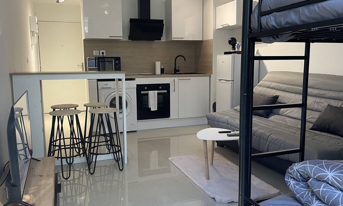 Alco Apartment | Magnifique Studio Refait à Neuf