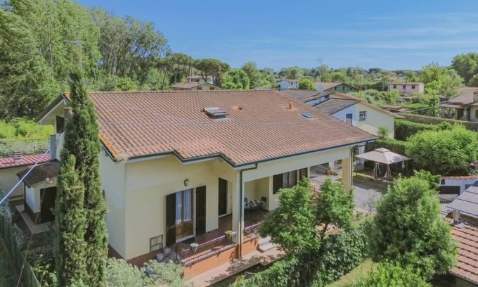 Ronchi Apartment | Magnolia by Interhome