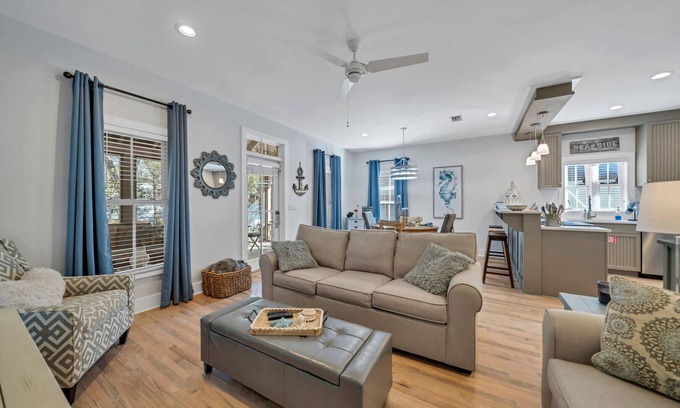 Seacrest House | Magnolia Cottages Flirty Flamingo - Pet Friendly, Pool & Beach Access! 3 Beach Bikes!