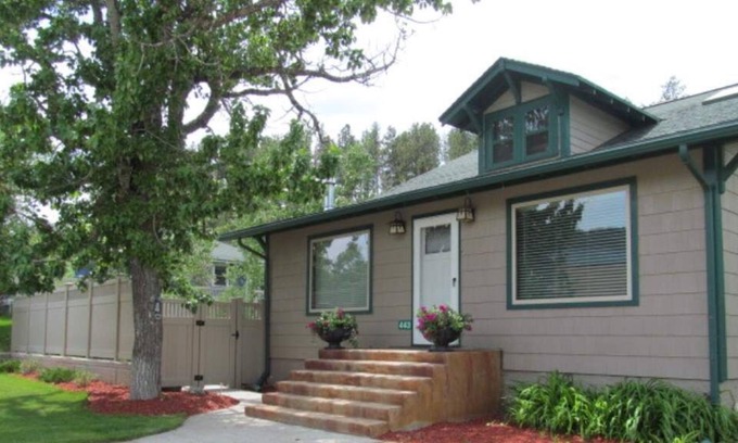 Hill City House | Main Stay - Near Mt Rushmore, Lakes & Custer State Park