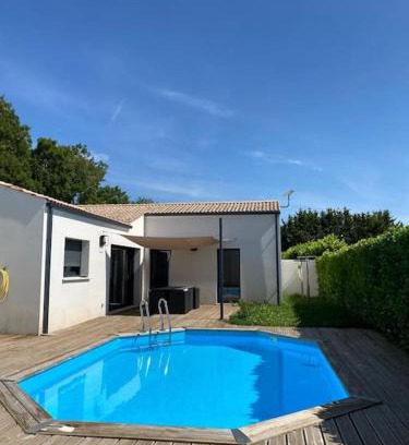 Saint-Sauveur-d'Aunis Villa | Maison 3 chambres avec piscine proche La Rochelle