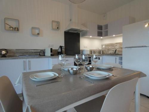 Notre-Dame-de-Monts House | Maison 40m² avec piscine, WiFi et jardin privé – Idéale pour 4 personnes à Notre-Dame-de-Monts - FR-1-540-145