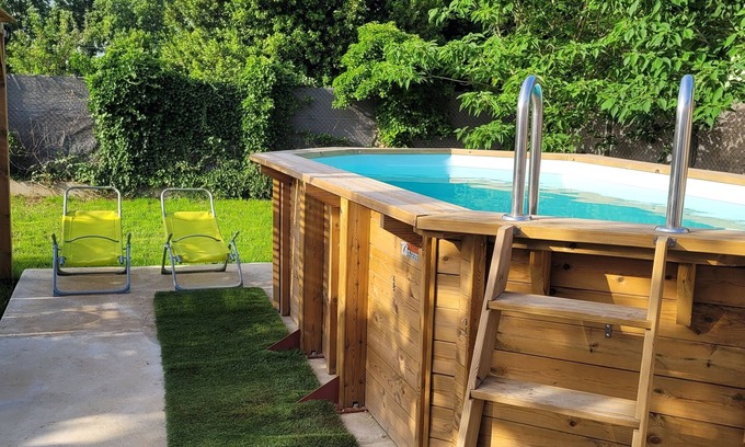 Roquemaure House | Maison 90m2 + Véranda Avec Piscine Privée sur Roquemaure Gard