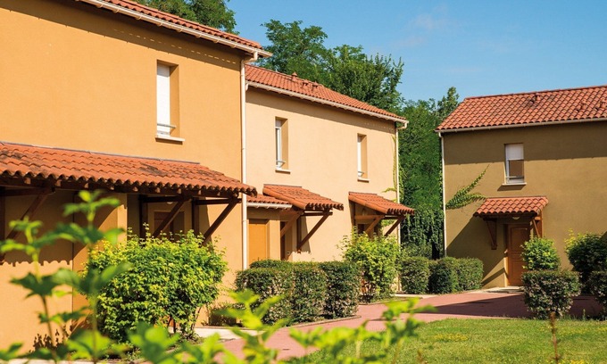 Bergerac House | Maison Abordable avec Jardin Privé