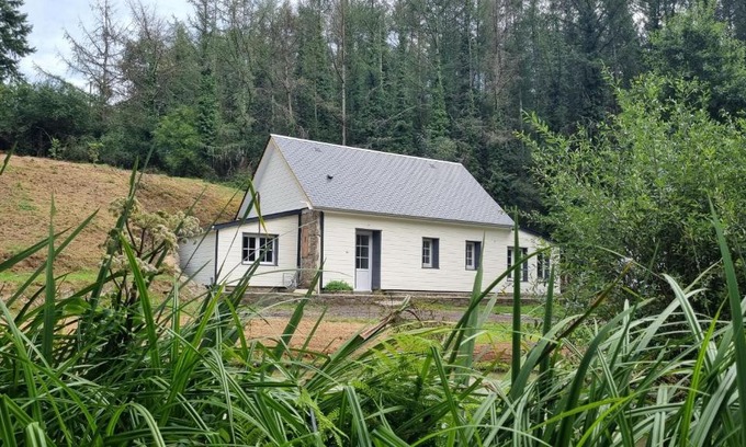 Saint-Martin-de-Sallen House | Maison au cœur des Bois