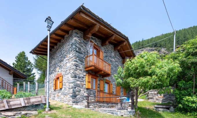 Avise House | Maison Baulin by Interhome