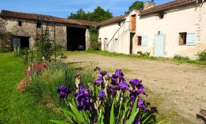 Nueil-les-Aubiers House | Maison charmante près de Nueil-les-Aubiers avec jardin