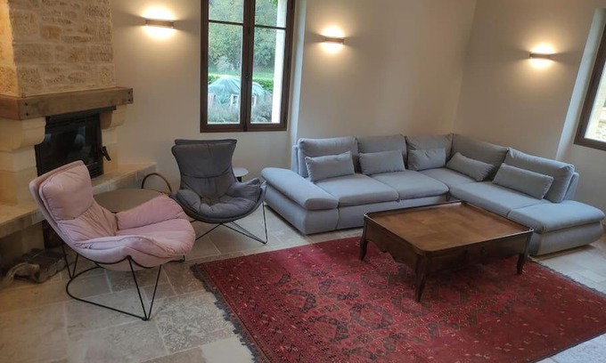 Calviac-en-Perigord House | Maison d'amis du Château Monteil