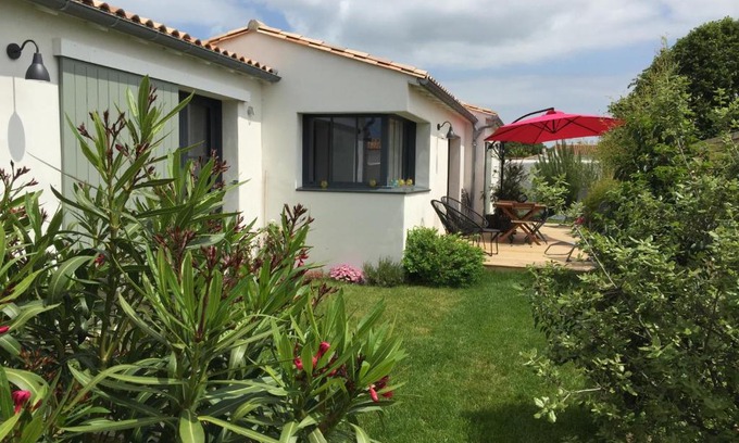 Sainte-Marie-de-Re Bed & Breakfast | Maison d'Hôtes Les Petites Terres