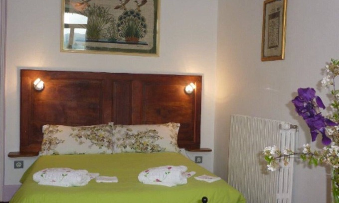 Saint-Girons Bed & Breakfast | MAIson D HOSTS "Jeanne Fossa"