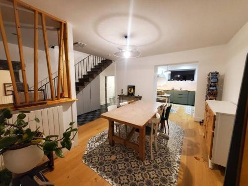 Saint-Genes-Champanelle House | Maison dans le parc des volcans