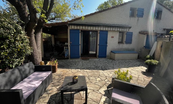 Tourrettes House | Maison dans domaine privé