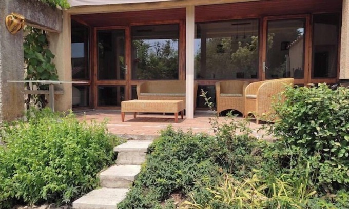 Montfavet House | Maison Dans un Quartier Résidentiel Calme