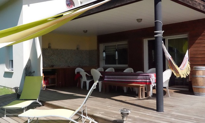 Soustons House | Maison de Vacances Familiale, Proche du lac de Soustons