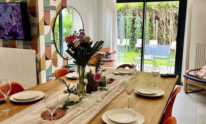 Roissy-en-Brie House | Maison de Ville Entre Disneyland et Paris