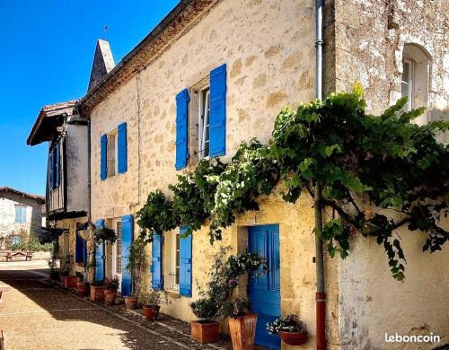 Saint-Antoine Bed & Breakfast | Maison du bois