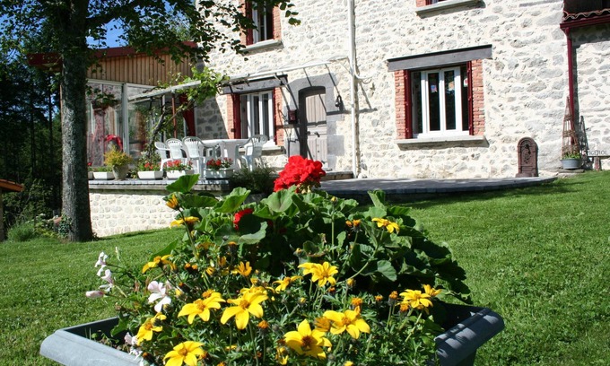 Thiers House | Maison Familiale parc du Livradois Forez village de Pigerolles Thiers 63300