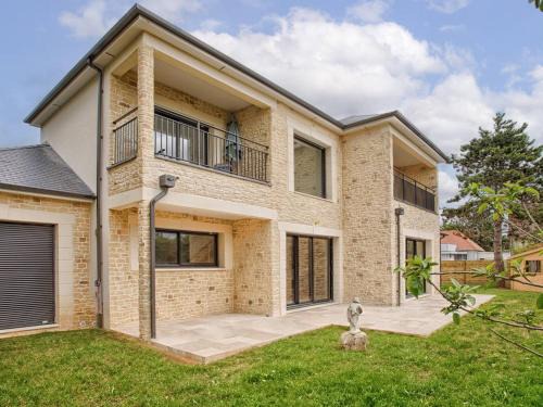 Merville-Franceville-Plage House | Maison Moderne et Spacieuse à 50m de la Plage pour 12 personnes - FR-1-788-86