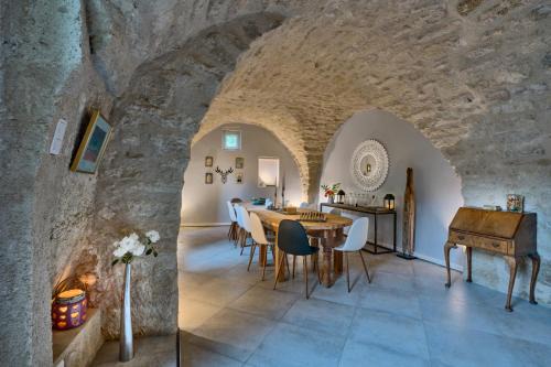 Cabrieres-dʼAigues Bed & Breakfast | Maison Lou Roucas