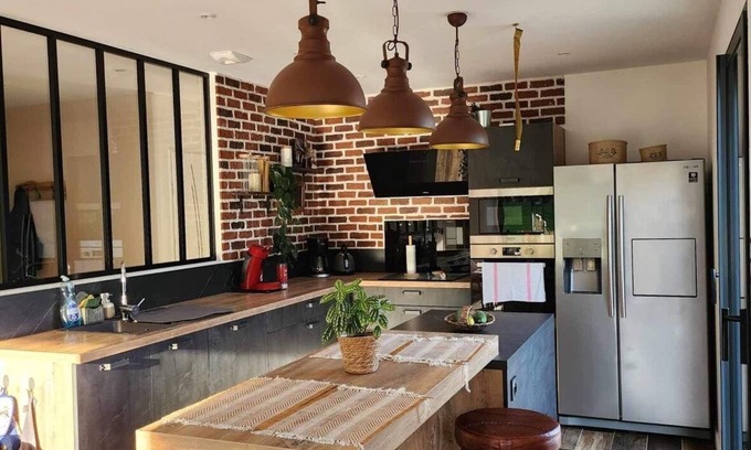 Fourmetot House | Maison Neuve de Campagne Calme et Confortable Avec Salle de Sport et de Jeux