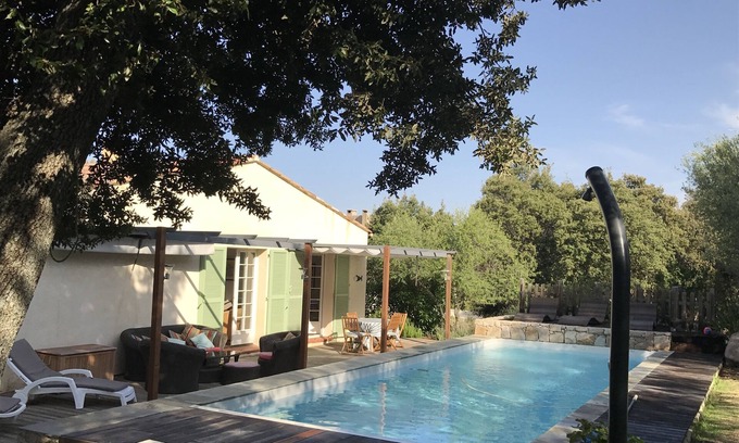 Calenzana Villa | Maison - Piscine - 8 Personnes Proche Calvi Dans Village de Calenzana