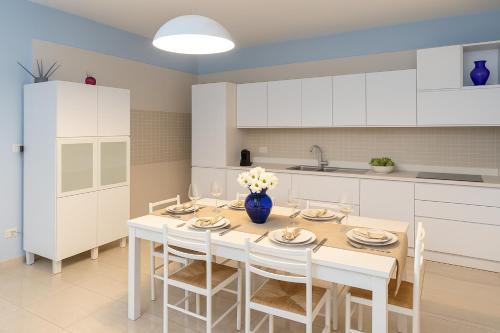 Trani Apartment | Maison & Suite - Attico Blu, Member of Relaxury