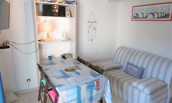 Saint-Jacques Apartment | Maisonette 3 rooms 4 people 50 m from the port of St Jacques