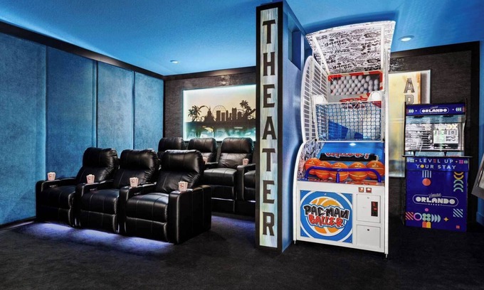 Florida Center House | Majestic Marvel | Showstopping estate on I-Drive w/2 theme RMs, theater, arcade
