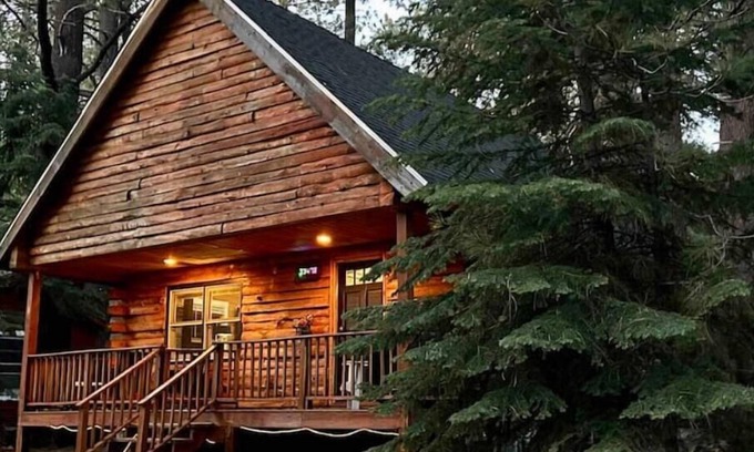 Green Valley Lake Cabin | Majestic Mountain Log Cabin by the Lake