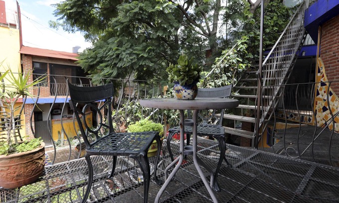 Cholula Apartment | Majikal BnB Martinlandia (Jacaranda)