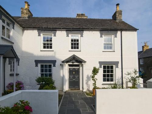 Newport House | Major House- Luxury Pembrokeshire Coastal Getaway
