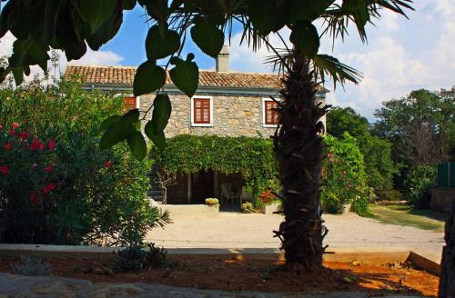 Polje House | Mala kuća za veliki odmor