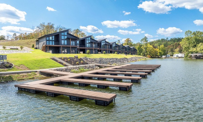 Hot Springs House | Mallard Haus - Private Pool ~ Movie Rm ~ Sleeps 18
