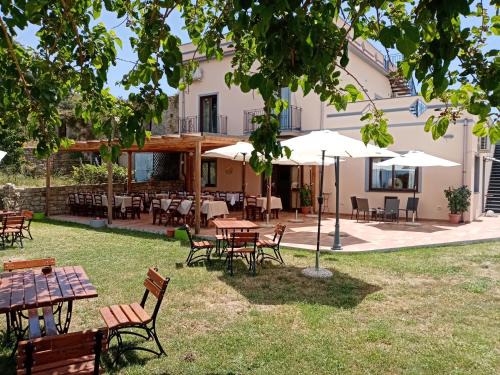 Patti House | Mama Lina