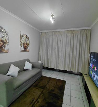 Newcastle Apartment | Mama R's 86