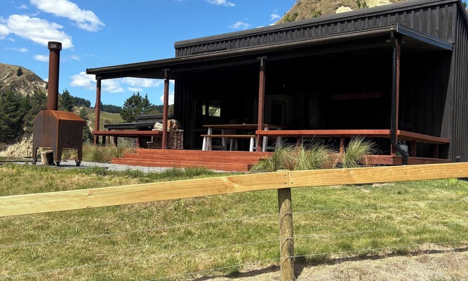 Waiwhare Cabin | Mangatutu Fishing Hut