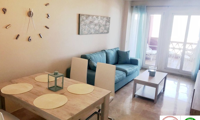 Puerto de la Duquesa Apartment | Manilva Playa luxury apartment with sea view near the beach