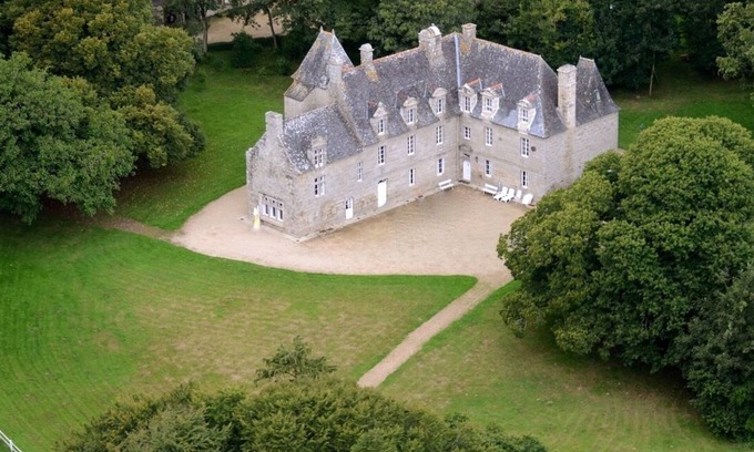 Plounevez-Lochrist Other | Manoir de Keraouël