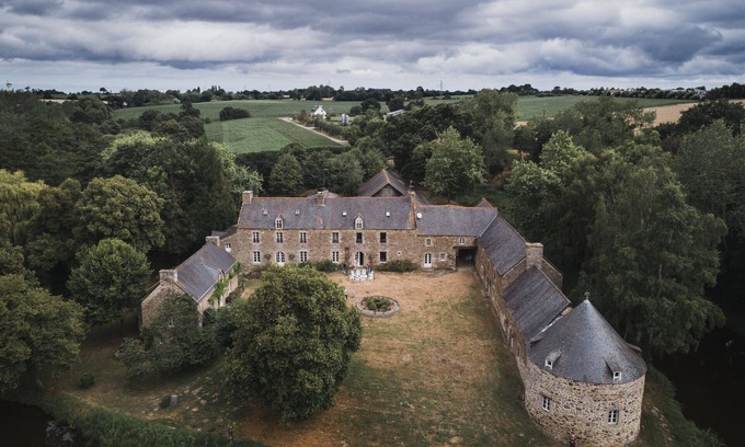 Pluduno House | Manoir du Plessix-méen, Vaujoyeux