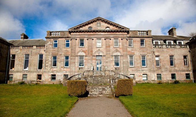 Lockerbie House | Mansion House For Your Party