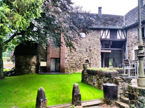 Robertville House | Mansion in Robertville near Forest Trails