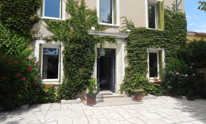 Pierrelatte House | Mansion - Pierrelatte