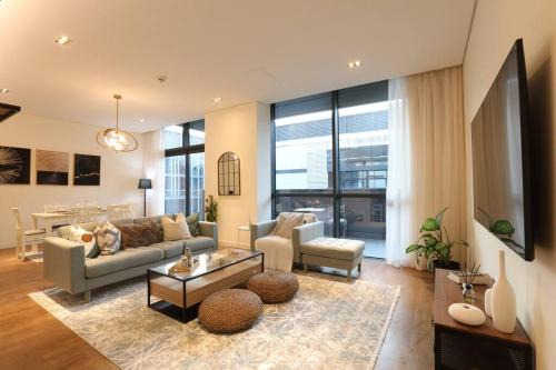 Al Wasl Apartment | Manzil - Sleek 2BR nr Downtown & Dubai Mall
