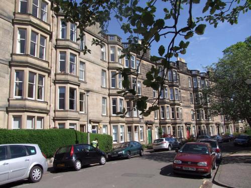 Merchiston Apartment | Mardale Crescent - 380
